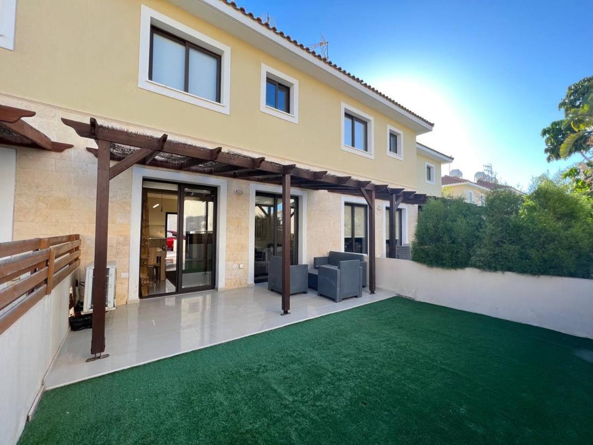 Villa Kapparis Town House Paralimni Exterior foto